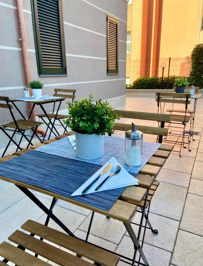 Floridida Rooms & Breakfast Andora Ngoại thất bức ảnh